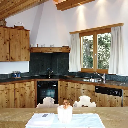 Chalet Chesa Il Rifugio 1 *